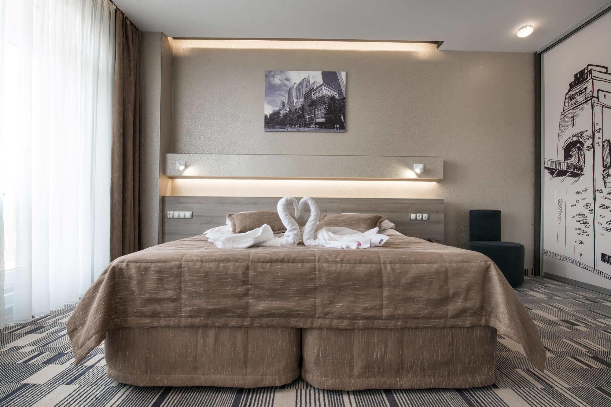 12Th Floor Apartments 오데사 외부 사진