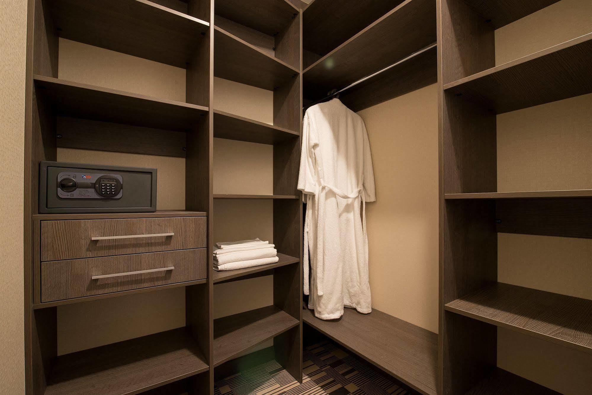 12Th Floor Apartments 오데사 외부 사진