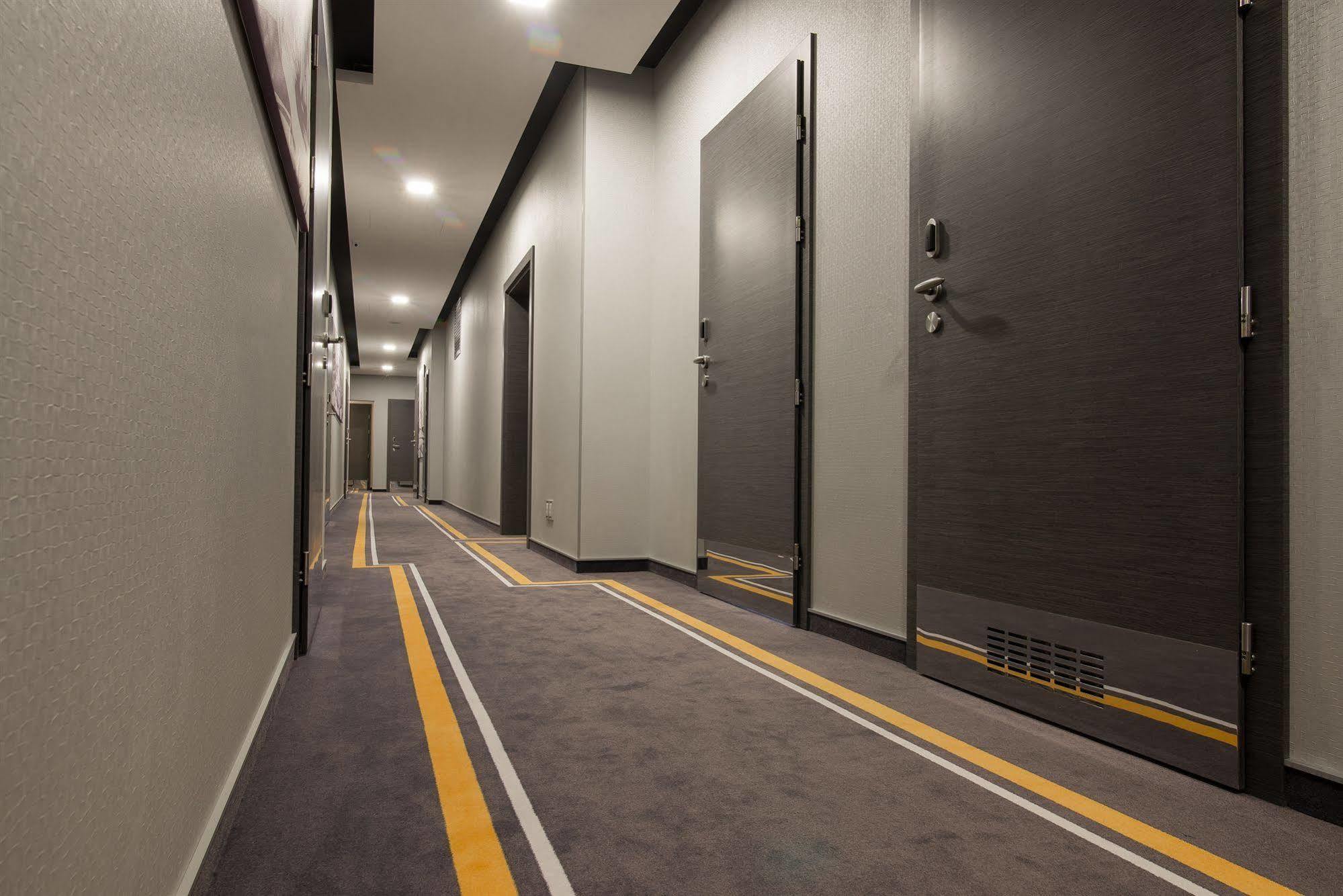 12Th Floor Apartments 오데사 외부 사진